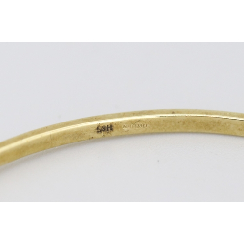 59 - Red Garnet Thirteen Stone Graduated Form Set Bangle Bracelet Mounted in 9 Carat Yellow Gold Inner Wi... 