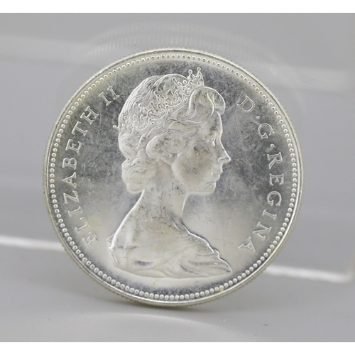 43 - Silver Canada Dollar Coin 'Voyageur' Queen Elizabeth II 1966 - 80% Silver 22.6g