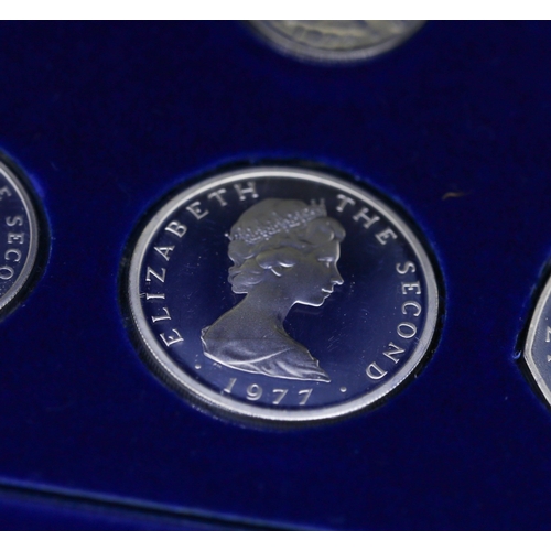 54 - Sterling Silver Isle of Man Proof Coin Set, Queen Elizabeth II 1977, Probjoy Mint with Original Pres... 