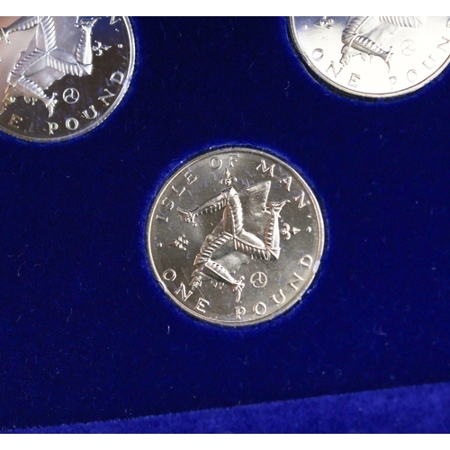 56 - Sterling Silver Isle of Man 1 Pound Coin Set Queen Elizabrht II 1979, Probjoy Mint Encapsulated with... 