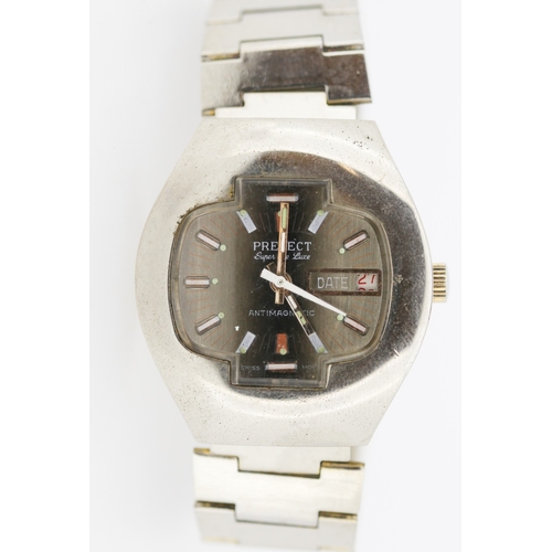 Prefect Super De Luxe Gentleman's Antimagnetic Swiss Made Wristwatch Day Date Aperture Ombre Dial