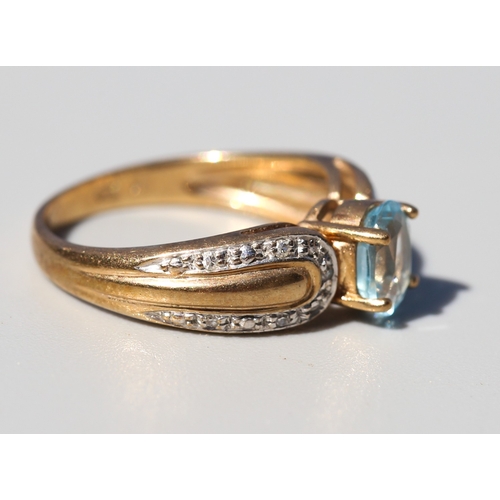 26 - Finely Detailed, Aquamarine Set Ring with Further Diamond Inset to Shoulders, Mounted in 9 Carat Yel... 