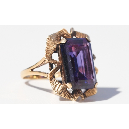 45 - Attractively Detailed, Emerald Cut Violet Amethyst Set Single Stone Ring Mounted in 9 Carat Yellow G... 