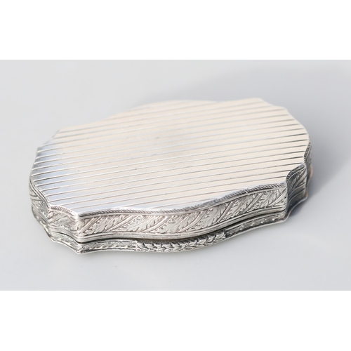 47 - 18 Carat Gold Mounted Jade and Chalcedony Inset Silver Desk Box, Shaped Form Gilded Interior, Finely... 