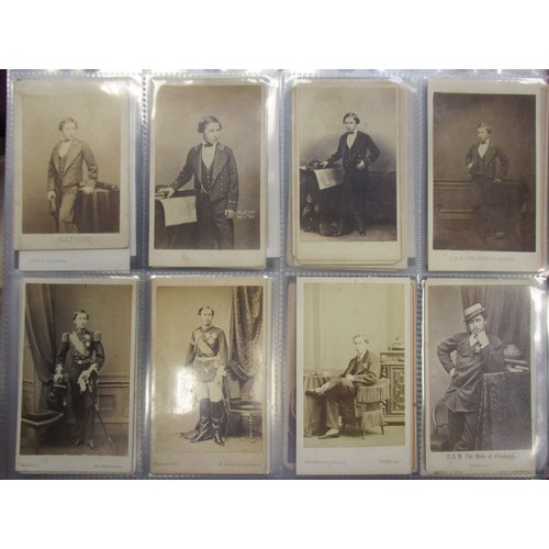 117 - Ephemera. Carte-de-visite. Coln. in 4 modern albums together with 2 small original albums, one with ... 