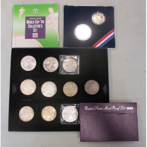 710 - USA. Collection with silver proof dollar 1994 World Cup with half dollar in presentation case, 1993 ... 