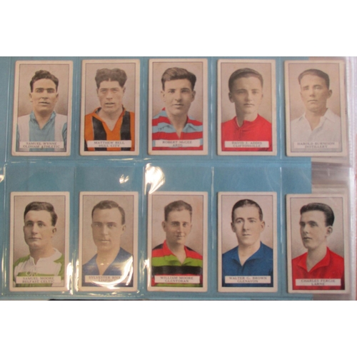 11 - Coln. of complete sets, in an album, in variable cond., incl. Anstie Scout Series, E.R.B. Dogs Serie... 