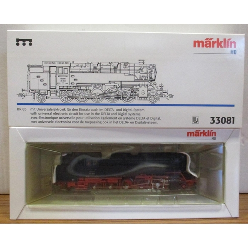 583 - Marklin. HO gauge collection of locomotives, generally excellent in excellent boxes, with Nos. 39390... 