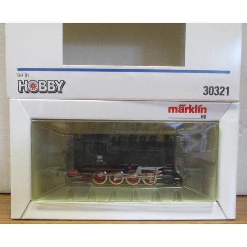 583 - Marklin. HO gauge collection of locomotives, generally excellent in excellent boxes, with Nos. 39390... 