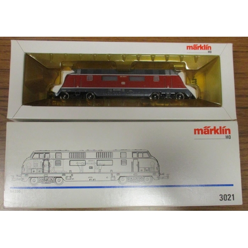 589 - Marklin. Trio of HO gauge locomotives, excellent in excellent boxes, with Nos. 34616, 3072 and 3021.... 