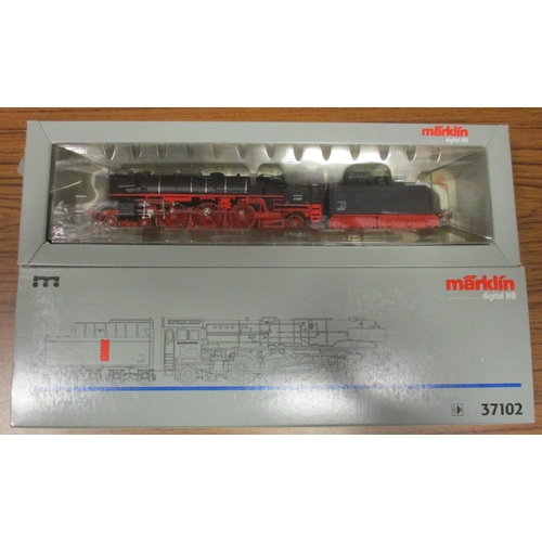 590 - Marklin. Pair of HO gauge Digital locomotives, excellent in good plus boxes, with BR black and red 0... 