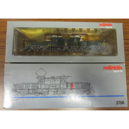 594 - Marklin. Pair of HO gauge Digital locomotives, excellent in good plus boxes, with 3-rail Digital  SB... 