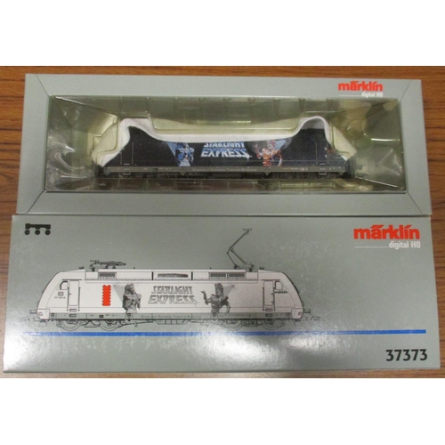 594 - Marklin. Pair of HO gauge Digital locomotives, excellent in good plus boxes, with 3-rail Digital  SB... 