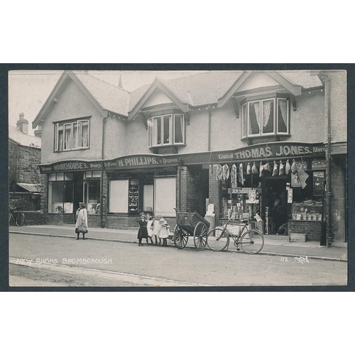 99 - Misc. coln. in 2 old albums. Tamworth incl. RP Victoria Road, Bromley, Wilnecote, Highgate, Elland, ... 
