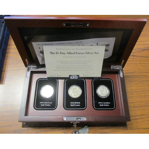 586 - Collection in presentation cases with certificates with First World War Allies Five Coin Silver set,... 