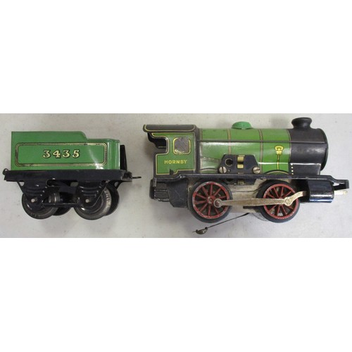 475 - Hornby. O Gauge collection, generally fair to good in good boxes (where present) with Accessories in... 