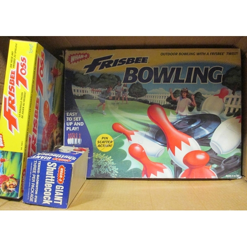 204 - Collection of toys 1960s onwards mainly frisbee and frisbee related, generally excellent to mint in ... 