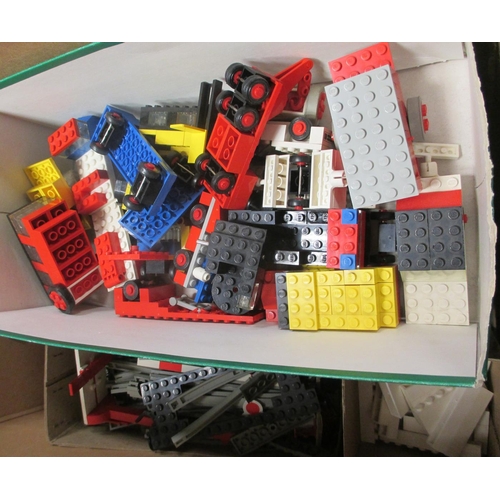 215 - Accumulation of toys and model railway accessories generally good plus to excellent in good plus box... 