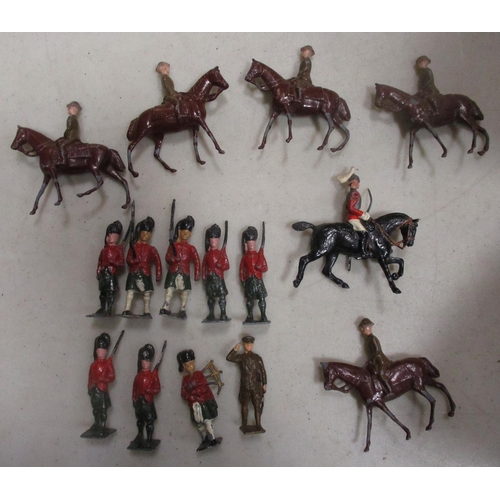 226 - Earlier collection by Britains, John Hill etc including West Point Cadets ex Set No 226 (11), soldie... 