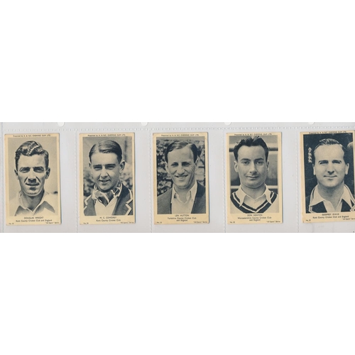 32 - A. & B.C. 1954 All Sports set, in good to very good cond., with some better, apart from 15 poor card... 