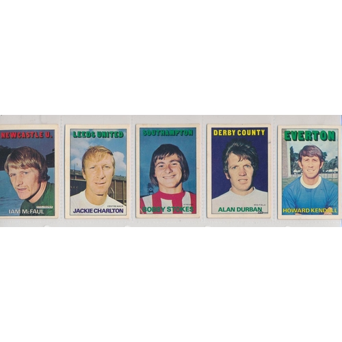 38 - A. & B.C. 1972 Footballers orange/red 1-219 set, in good to very good cond., apart from the odd smal... 