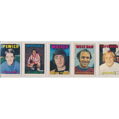 38 - A. & B.C. 1972 Footballers orange/red 1-219 set, in good to very good cond., apart from the odd smal... 