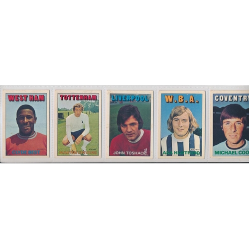 38 - A. & B.C. 1972 Footballers orange/red 1-219 set, in good to very good cond., apart from the odd smal... 