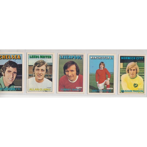 38 - A. & B.C. 1972 Footballers orange/red 1-219 set, in good to very good cond., apart from the odd smal... 