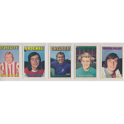 38 - A. & B.C. 1972 Footballers orange/red 1-219 set, in good to very good cond., apart from the odd smal... 