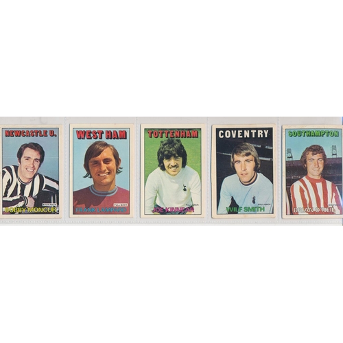 38 - A. & B.C. 1972 Footballers orange/red 1-219 set, in good to very good cond., apart from the odd smal... 