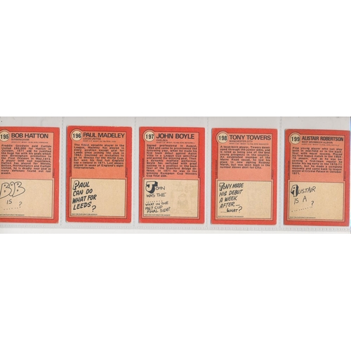 38 - A. & B.C. 1972 Footballers orange/red 1-219 set, in good to very good cond., apart from the odd smal... 