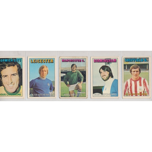 38 - A. & B.C. 1972 Footballers orange/red 1-219 set, in good to very good cond., apart from the odd smal... 