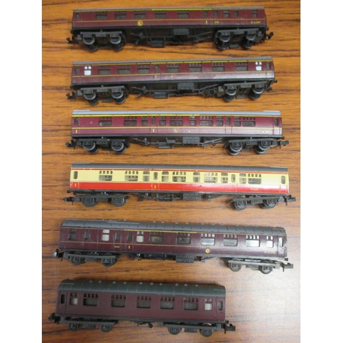 419 - Graham Farish. N gauge collection including boxed coaches (45) and wagons (33) including Dapol coach... 