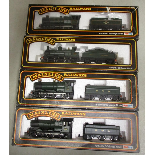 449 - Collection with locomotives (6) including Hornby BR green 61656 Leeds United 4-6-0 No R060, Bachmann... 