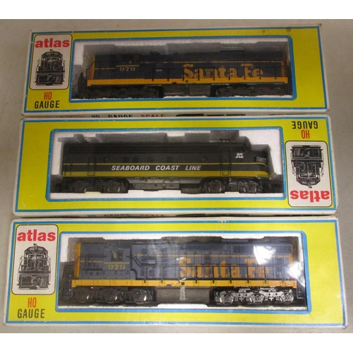 480 - Athearn. USA collection with Locomotives (Power & Dummy) (10), goods wagons (7), also Atlas locomoti... 