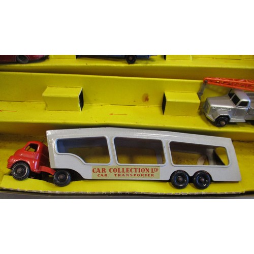 340 - Matchbox. 1-75 Series Car Transporter Gift Set No G-2 (incomplete), contains Car Transporter Accesso... 