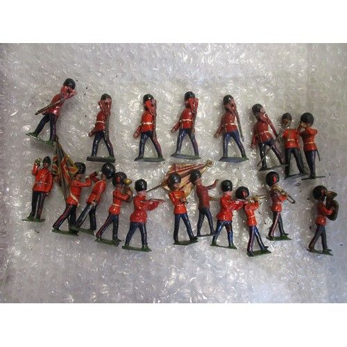 228 - Earlier collection of unboxed British & Scottish infantry, Guards and bands figures by Britains, Joh... 