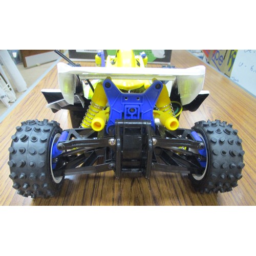 225 - Tamiya. Pair of radio control 1:10 scale model kits generally excellent in good plus to excellent bo... 