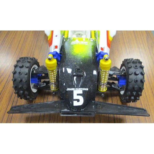 225 - Tamiya. Pair of radio control 1:10 scale model kits generally excellent in good plus to excellent bo... 