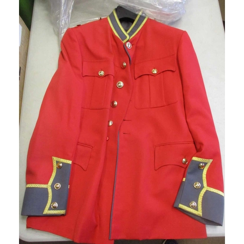 103 - World range of dress uniform jackets including Kenya Prison Bandsman, Ghana Army Bandsman, Djibouti ... 