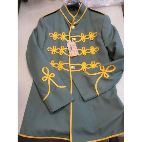 103 - World range of dress uniform jackets including Kenya Prison Bandsman, Ghana Army Bandsman, Djibouti ... 