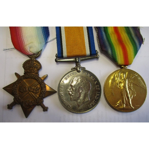 32 - 1914-15 Star trios to 1663 Pte T. Rankin R.A.M.C. good very fine and to 10870 Pte G.W. Robinson R.A.... 