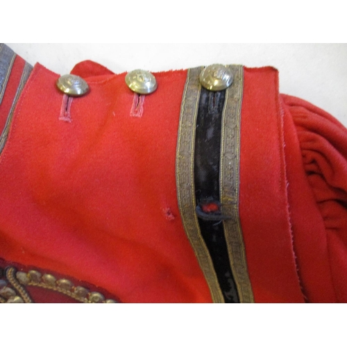 75 - QEII Yeoman Warder's scarlet and gold State Dress tunic, some fraying to the edges, several small ho... 