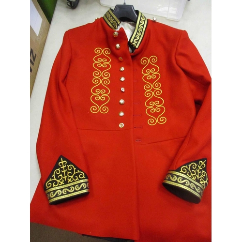 97 - Ghana. Range of uniforms including Army Officer's mess dress jackets (2), Army Guard of Honour red j... 