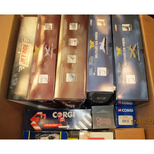 240 - Accumulation of boxed/sets Ledo (32) mostly Days Gone, Corgi (14), including The Aviation Archive (4... 