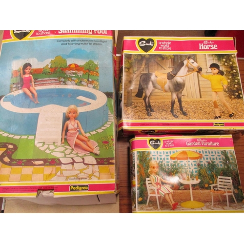 245 - Collection of boxed Sindy Pedigree items including stable/garage, bedroom extension, swimming pool, ... 