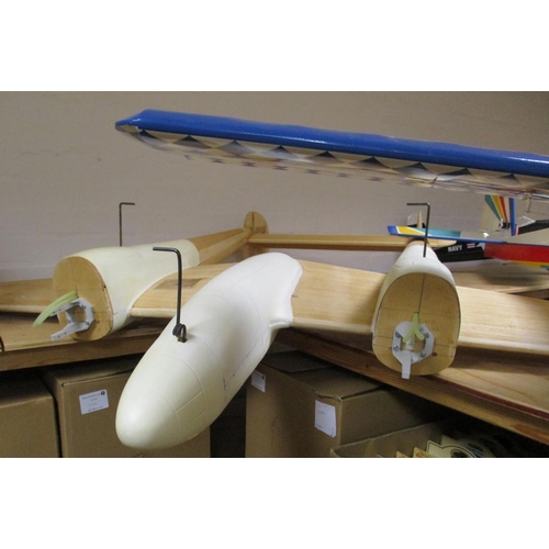 253a - Range of generally good large scale tether kit planes with motors (5) including Seagal Inventor EET,... 