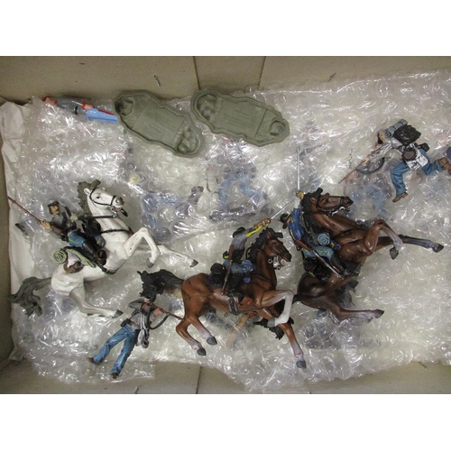 264 - Mixed collection with boxed Britains Civil War Tents No 17380, rest unboxed with good range of plast... 