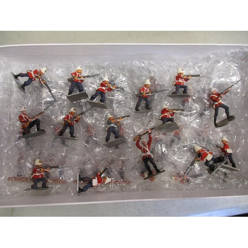 280 - Collection of mainly wargaming figures with mixed scales including 30mm, 25mm, 15mm, with ACW, Zulu ... 