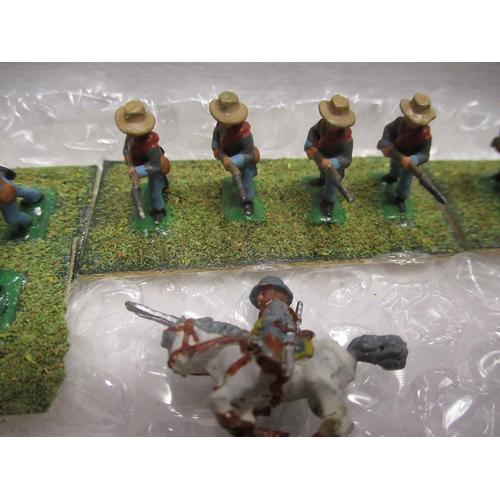 280 - Collection of mainly wargaming figures with mixed scales including 30mm, 25mm, 15mm, with ACW, Zulu ... 